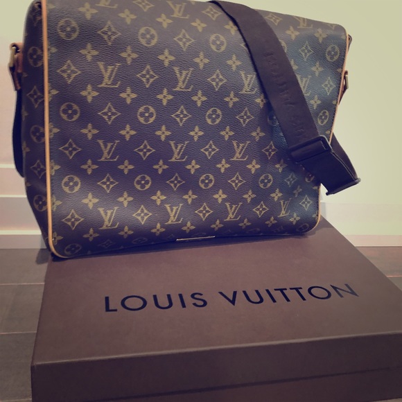 louis vuitton mens bag second hand